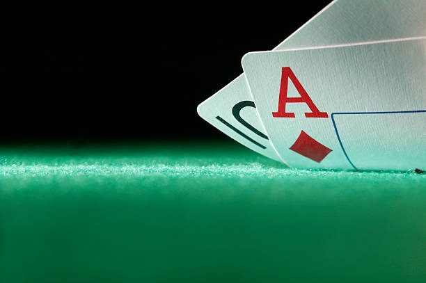 Live Texas Hold'em Bonus table with dealer and player cards visible